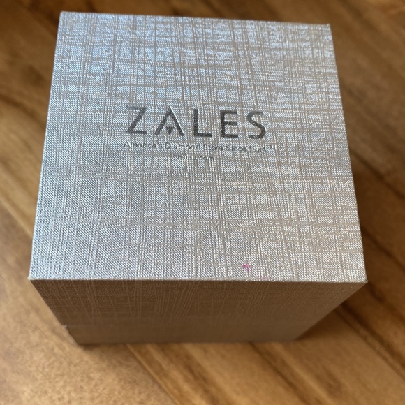 Diamond ring with side stones, white gold - Picture 5 of 8